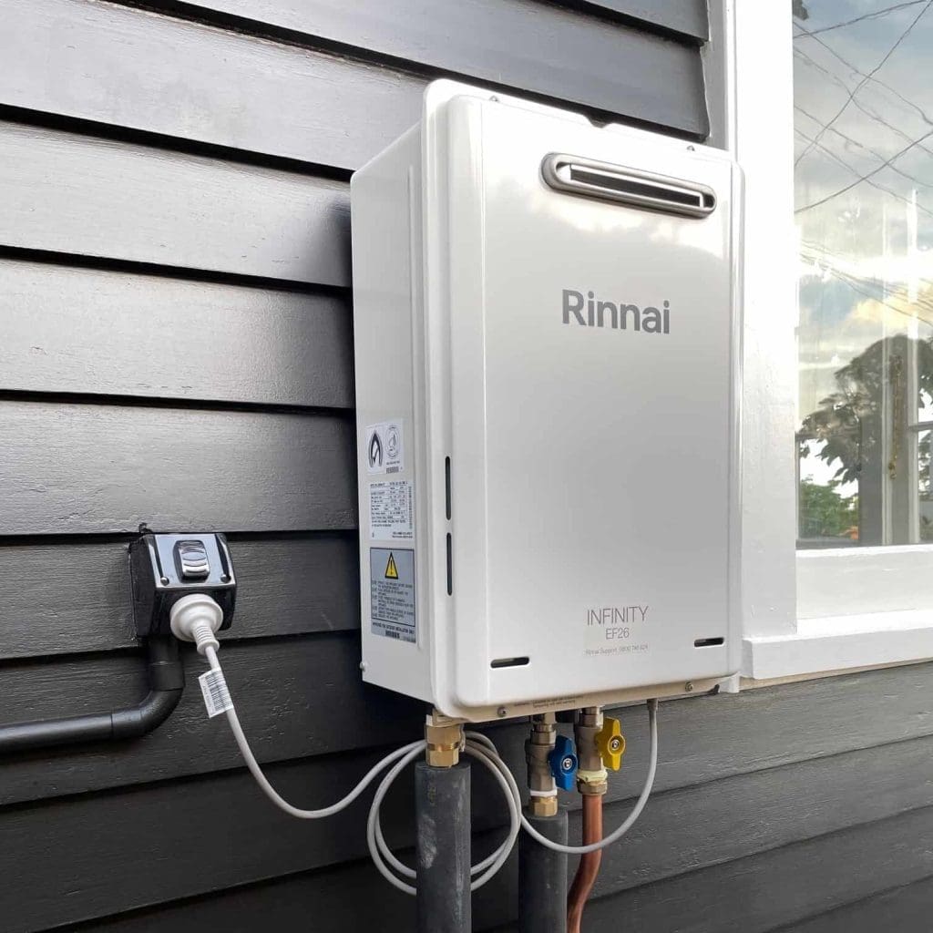rinnai infinity ef26 installed in mt eden auckland - rheem vs rinnai